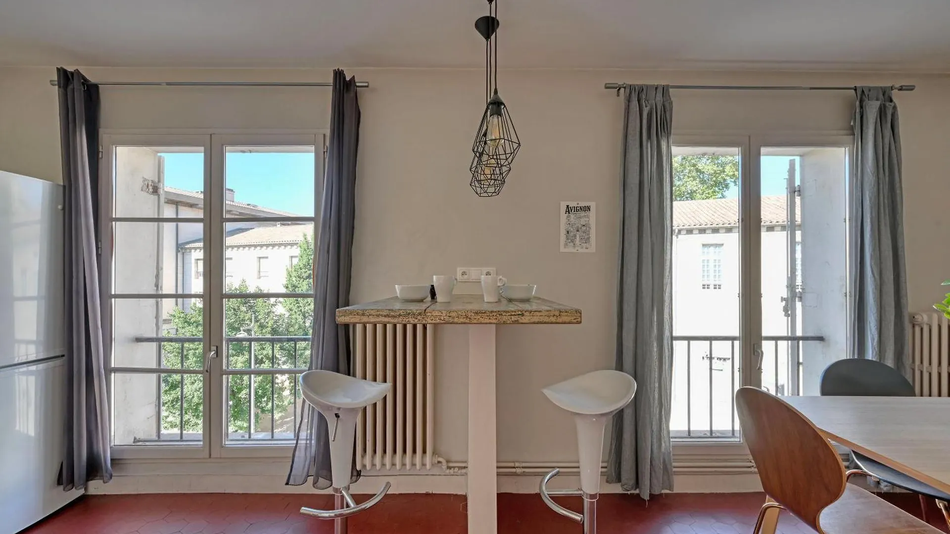 Le 33 - Clim - Free Parking - Wi-Fi Apartment Avignon France